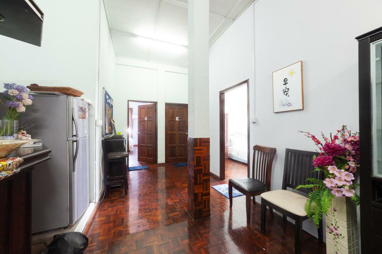 Hin Loi Guesthouse Кота-Кинабалу Экстерьер фото