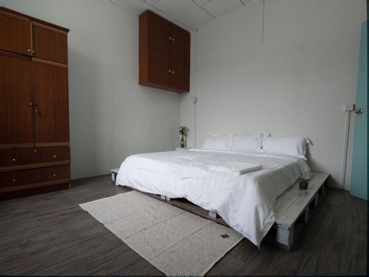 Hin Loi Guesthouse Кота-Кинабалу Экстерьер фото